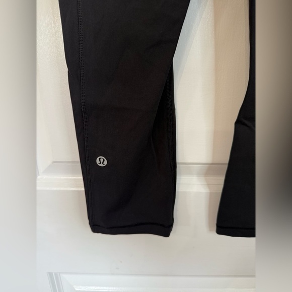Lululemon Women’s Black Speed Up Crop Leggings - Picture 10 of 13